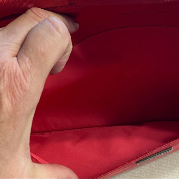 Golla Pink Padded Computer Case - Picture 9 of 12